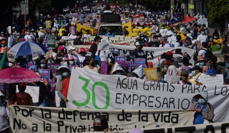 Marcha salvadoreña por aniversario de Acuerdos de Paz