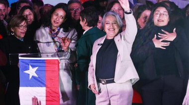 La dirigente comunista Jeannette Jara arrasó en las primarias y será la candidata del progresismo chileno