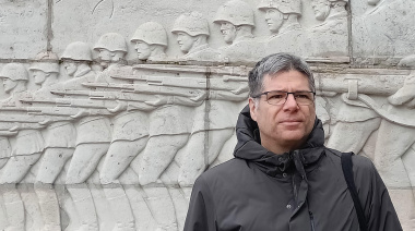 Agustín Comotto: escribir y dibujar para mantener la memoria viva