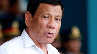 El expresidente filipino detenido en La Haya dice que asumirá su «responsabilidad»