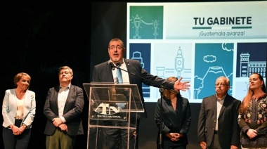 El presidente electo de Guatemala anunció un “gabinete paritario” con siete mujeres y siete varones