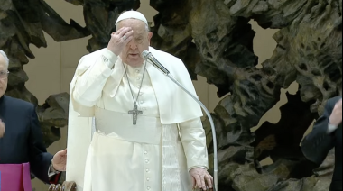 El papa: Somos “cómplices” cuando compramos productos que emplean mano de obra infantil