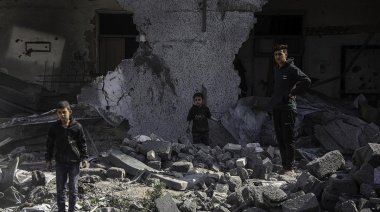 «Millones de vidas en riesgo»: alerta de la OMS por los nuevos ataques en Gaza