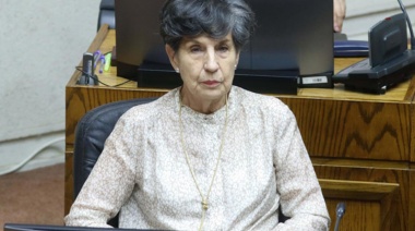 Destituyeron a la senadora Isabel Allende por la fallida venta de la casa de su padre