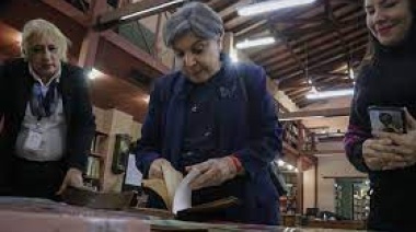 Una exposición muestra el tesoro recuperado de Augusto Roa Bastos en Asunción