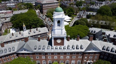 Estados Unidos: Trump ordenó cancelar todos los contratos federales con la Universidad de Harvard