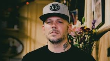 Residente afila su mensaje: "Aquí se dispara con palabras"