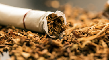 Insisten en aumentar impuesto al tabaco y un seguro oncológico