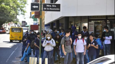 Fenaes exige las tarjetas para el medio pasaje, solo les darán 6.300