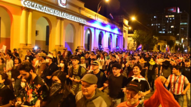 Jóvenes autoconvocados marcharon contra la corrupción