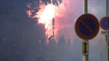 Se agudiza la protesta en Francia con mas de 400 arrestos.