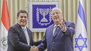 Seis años después, Horacio Cartes sale de Paraguay para asistir a un seminario en Israel