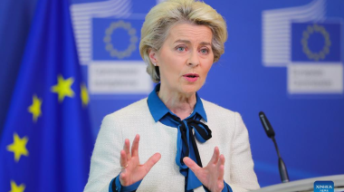 Los tambores de guerra de Ursula von der Leyen, la reina burocrática que nadie eligió en la UE