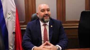 Orlando Arévalo renuncia al JEM tras escándalo por chats con Lalo y pide su desafuero a Diputados