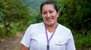 De madre adolescente a indígena empoderada: Verónica Tiwi trabaja para que las jóvenes tengan oportunidades
