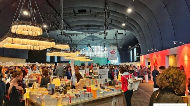 Cierra Festival del Libro de París con jornada concurrida
