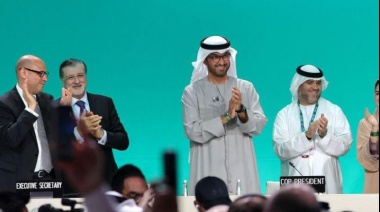 Qué dice el acuerdo alcanzado en la COP28 y cómo han reaccionado los científicos y ambientalistas