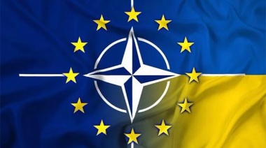 La Hora de Europa: independencia, desmilitarización y desarme.