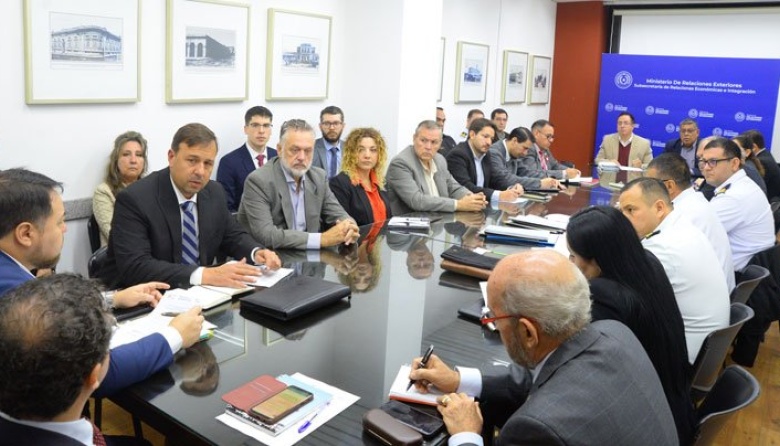 Afirman que peaje en hidrovía afecta a agentes económicos