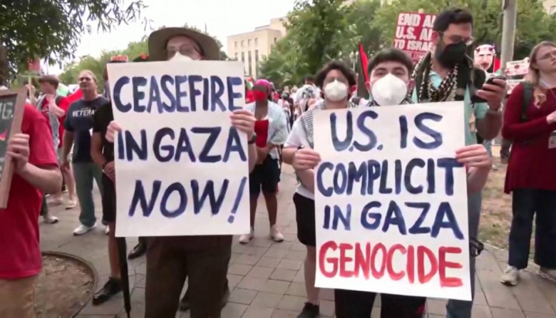Frente al Capitolio miles de personas protestan contra Netanyahu y el apoyo del Gobierno de EEUU al genocidio israelí en Gaza