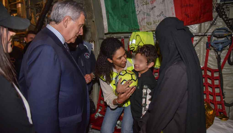 Italia recibe a niños palestinos heridos mientras Israel sabotea la ayuda médica internacional