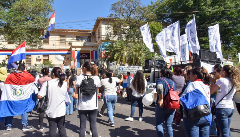 Enfermeras anuncian otra “marea blanca” para denunciar falencias en el sistema de salud pública