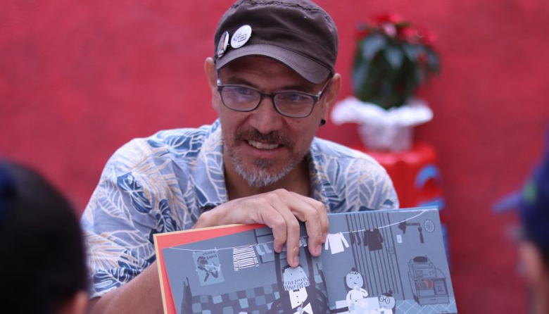 El pulpo que ayuda a las infancias y sus familias a reflexionar sobre los cuidados y el trabajo digno