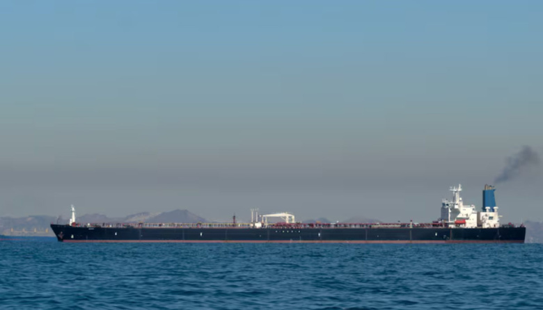 Irán cierra el Estrecho de Ormuz y amenaza con «prender fuego a cualquier barco que intente cruzarlo»