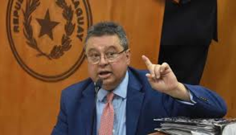 Leite revela que Gobierno ofreció USD 5 millones a aerolínea para ruta Asunción-Miami