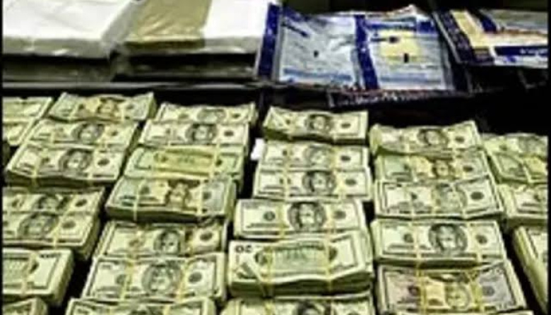 ¿A quién pertenece el dinero confiscado al narco mexicano?