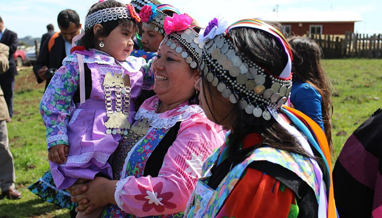 Mujeres mapuche de Argentina y Chile impulsan una guía binacional de justicia comunitaria