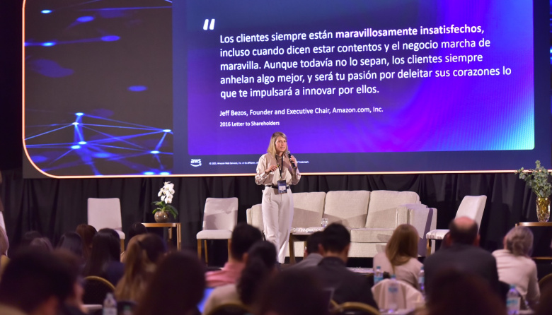 Inteligencia, Empatía y Liderazgo Humano: Así Concluyó con Éxito Rotundo la 16ª Edición del Congreso de CX e Innovación