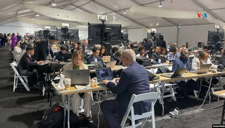 Las nuevas restricciones de EEUU para periodistas extranjeros desatan duras protestas