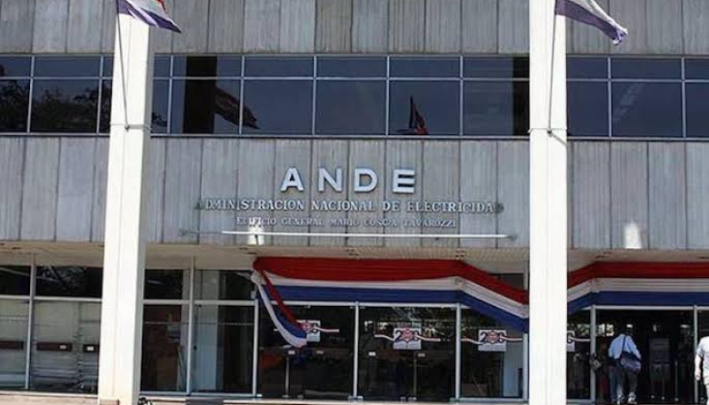 ANDE: Duda por tarifa de la Itaipú frena inversiones