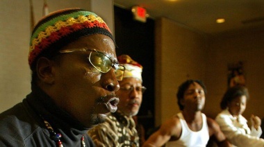 Kwanzaa: la fiesta de la comunidad negra en EE.UU. que surgió tras disturbios y 34 muertes