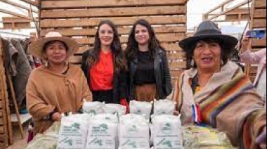 Conectando negocios: una plataforma que vincula los emprendimientos de mujeres indígenas con nuevos mercados