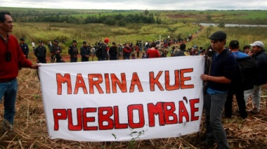 Mario Abdo promulga ley que transfiere Marina Cué a campesinos