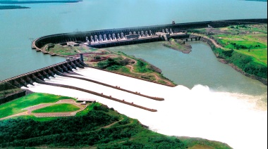 Itaipú produjo 35% más energía durante el primer semestre