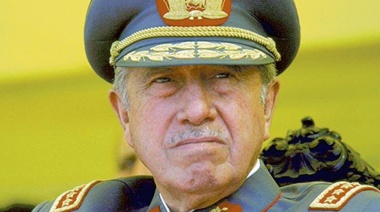 Negacionismo: cuatro de cada diez chilenos no creen que Pinochet fue un dicatador