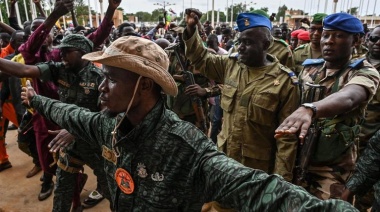 Los golpistas de Níger se enfrentan a una posible intervención militar regional