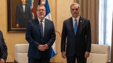 Guatemala | Arévalo se reunió con el presidente dominicano y asegura que tras la asunción pedirá la renuncia de fiscales