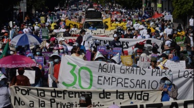 Marcha salvadoreña por aniversario de Acuerdos de Paz