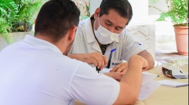 Critican anuncio de Salud sobre aumento de salarios a médicos pasantes rurales