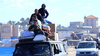 Viaje a lo desconocido: Miles de gazatíes obligados a huir de Rafah