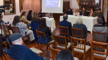 Organizaciones de la sociedad civil alertan que la ley aprobada en senadores se puede utilizar para silenciar a la sociedad