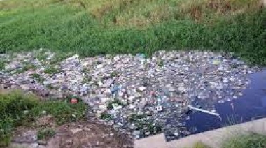 Basura y contaminación conspiran en contra de la nueva Costanera Sur