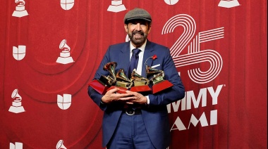 El dominicano Juan Luis Guerra triunfa en los Grammy Latinos en Miami