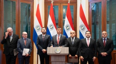 El Presidente Santiago Peña llama a lucha contra la corrupción en cumbre de poderesll