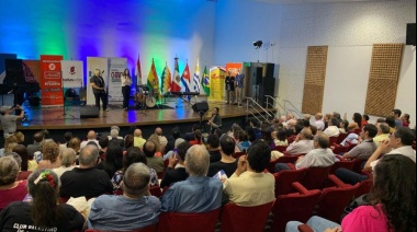 Presentación de libros en Feria Chacú-Guaraní, evento binacional para fortalecer la cultura