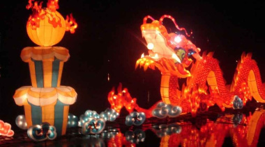 China celebra Festival del Bote del Dragón con feriados y tradiciones
